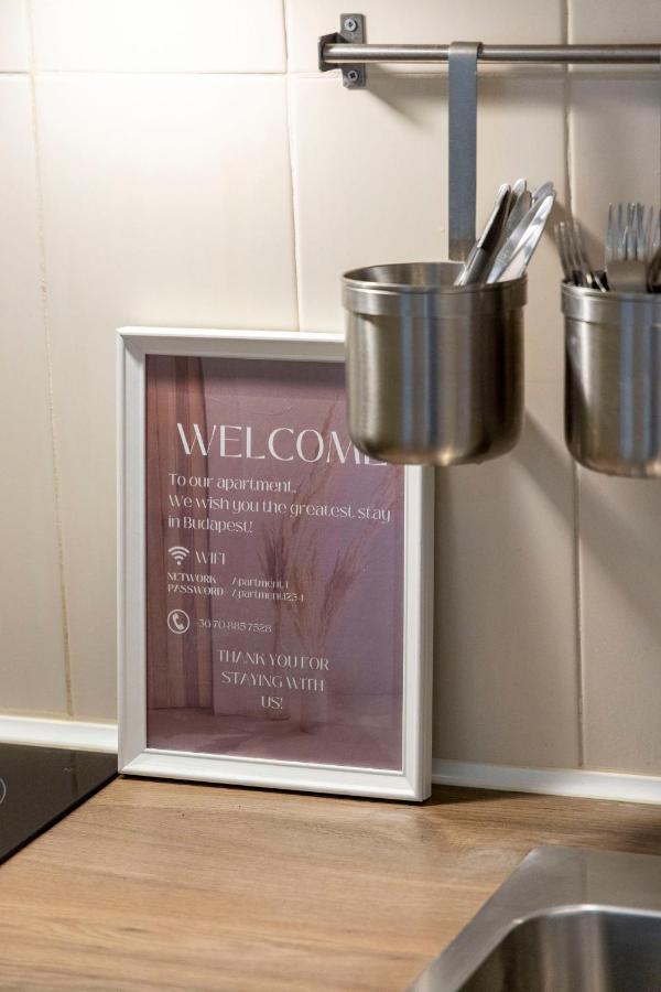 Central Grand Apartment With 5Bedrm 2Bathroom 부다페스트 외부 사진
