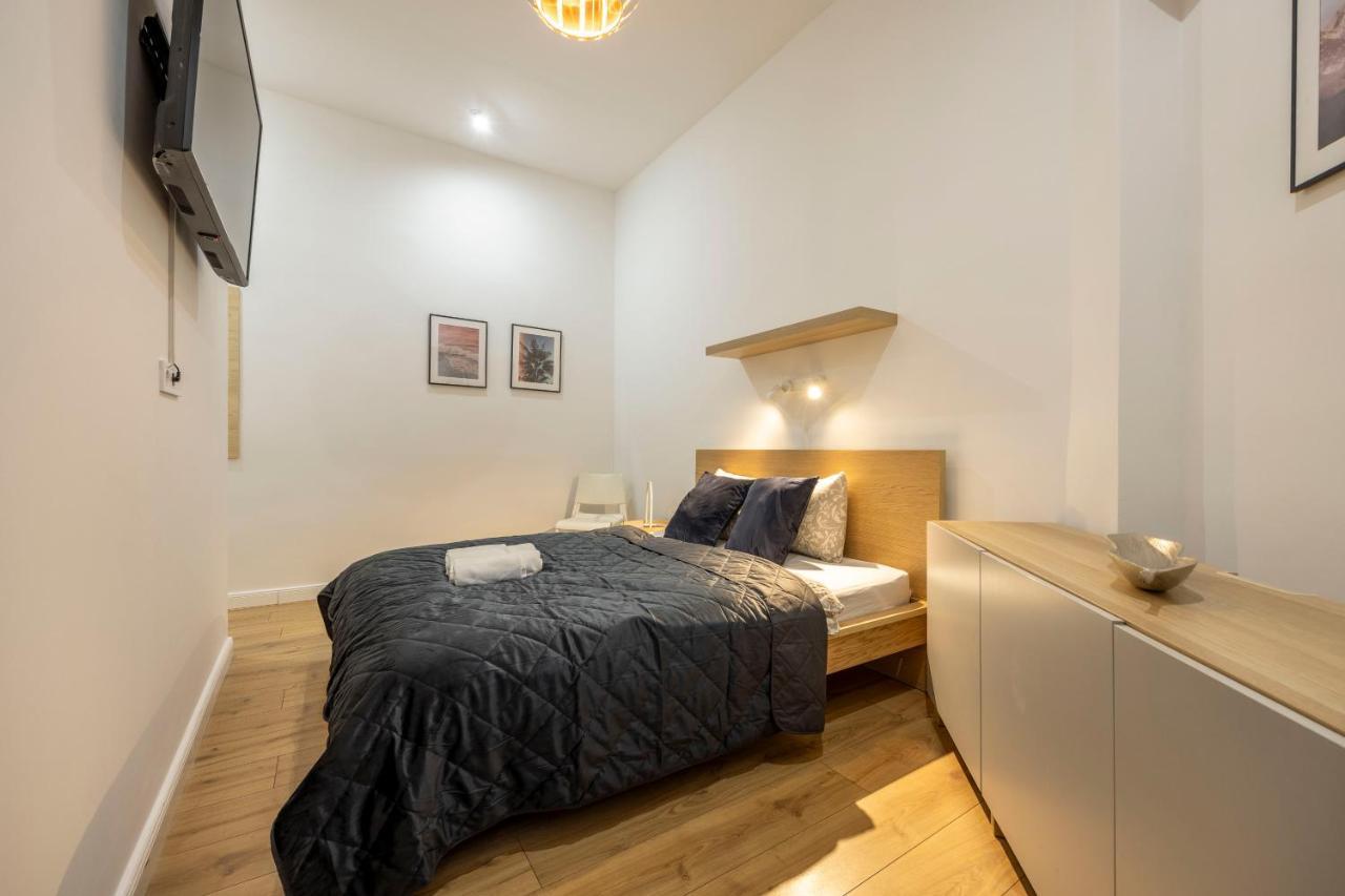 Central Grand Apartment With 5Bedrm 2Bathroom 부다페스트 외부 사진